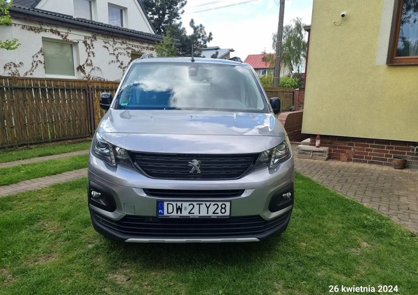 Peugeot Rifter cena 78000 przebieg: 135000, rok produkcji 2018 z Wrocław małe 172